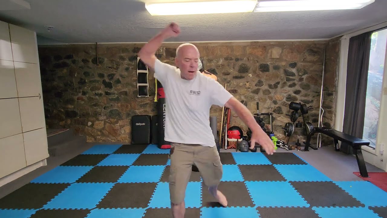 How To Use The Folding Knife For Combat