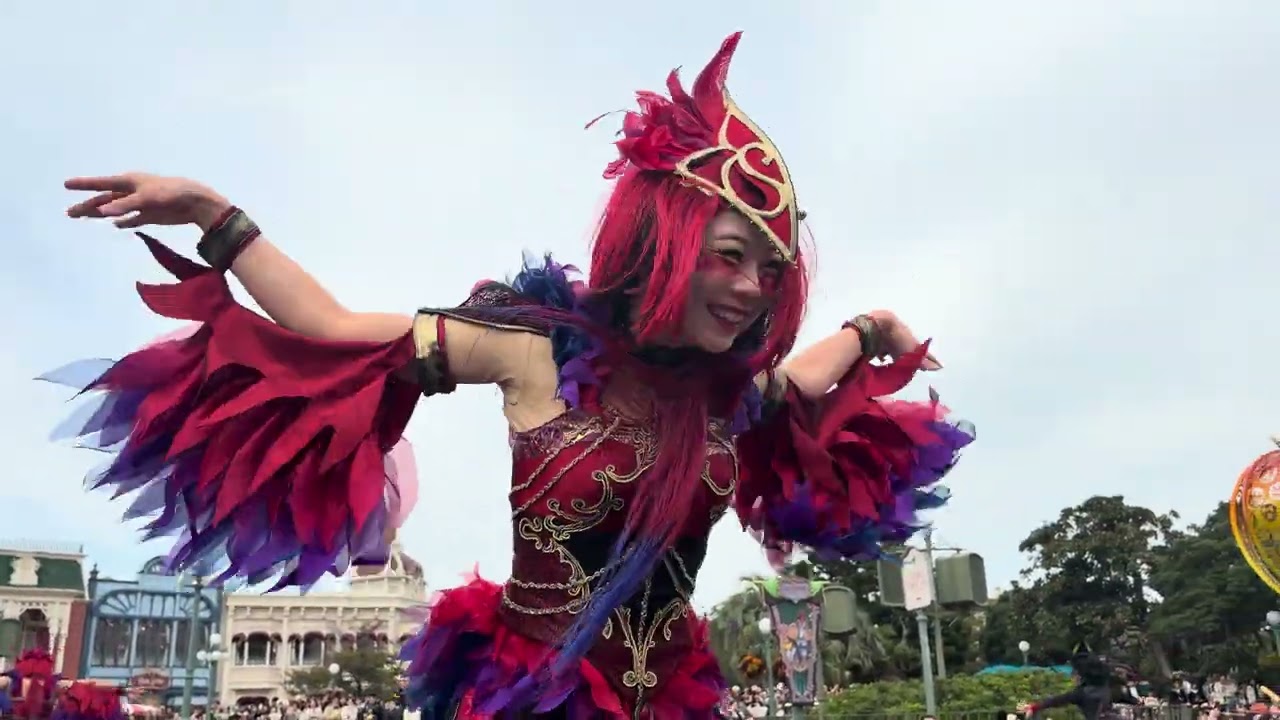 ザ・ヴィランズ・ハロウィーン👻　Into the Frenzy2025 10/29 2ndオウムダンサーメイン