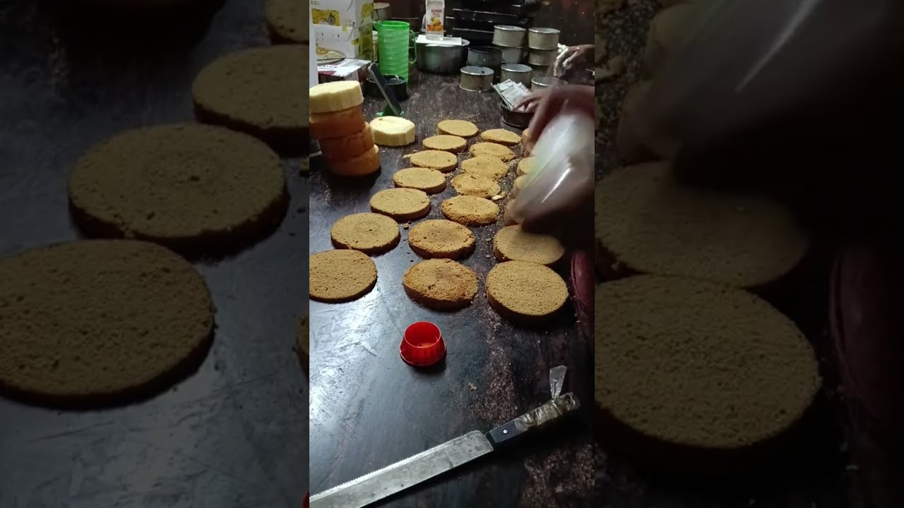 Harif cake kalakar  लाइव है!ice cake recipe cutting ✂️😱👍🎈🎂💯✂️🌺🙏🎊layring