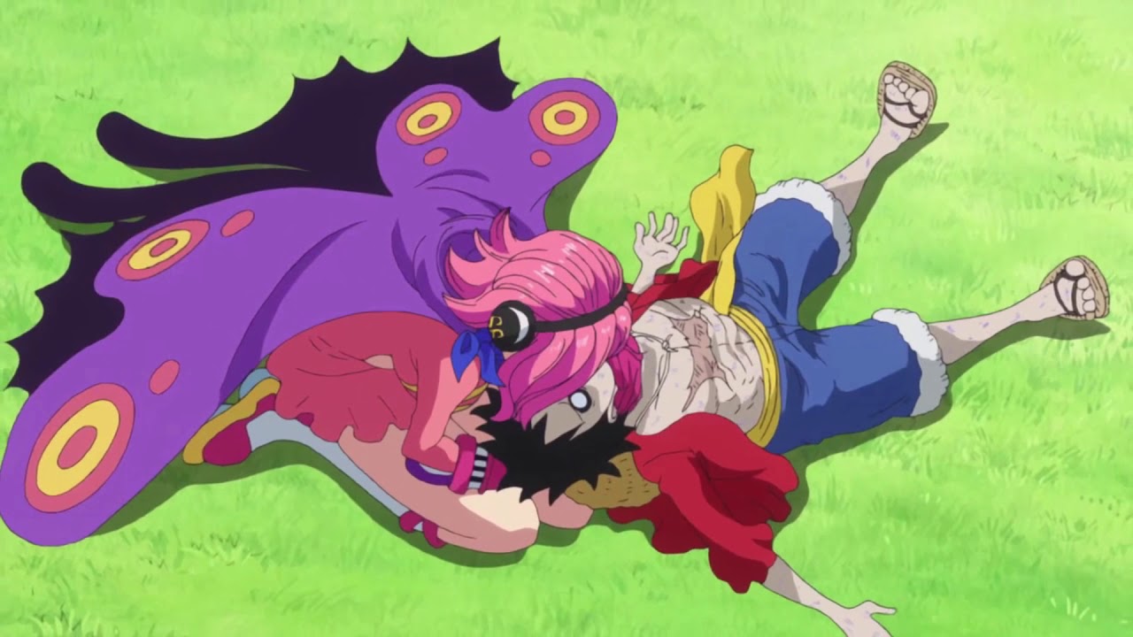 Vinsmoke Reiju saves Luffy from poison | One  Piece