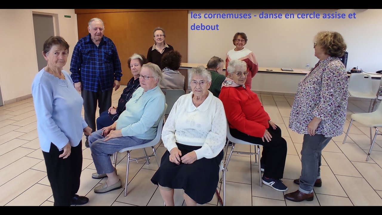 Danse en position assise  - les cornemuses – danse en cercle assise et debout  - novembre 2024