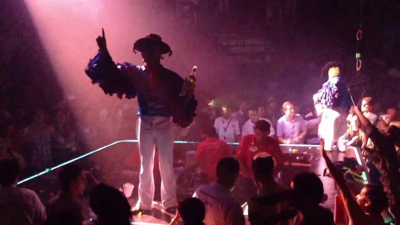 COCO BONGO - Cancún - La Mascara 