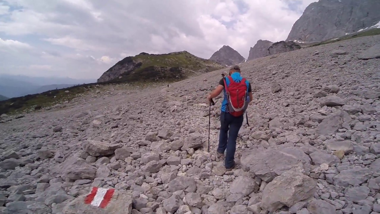 Dachstein      Rundwanderung durchs Tor