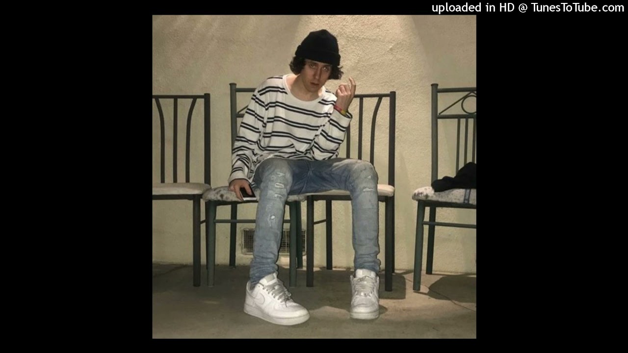 capoxxo - hmu on discord (slowed + reverb)