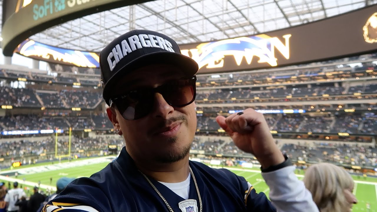 Семейное доверие, уважение | Chargers Raiders