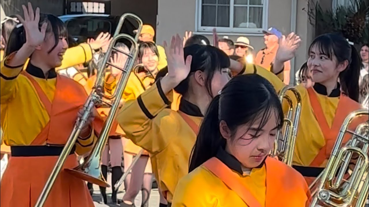 約９kmゴール目前　この子達の体力、笑顔は無限♾️⁉︎ Rose Parade 京都橘高校吹奏楽部