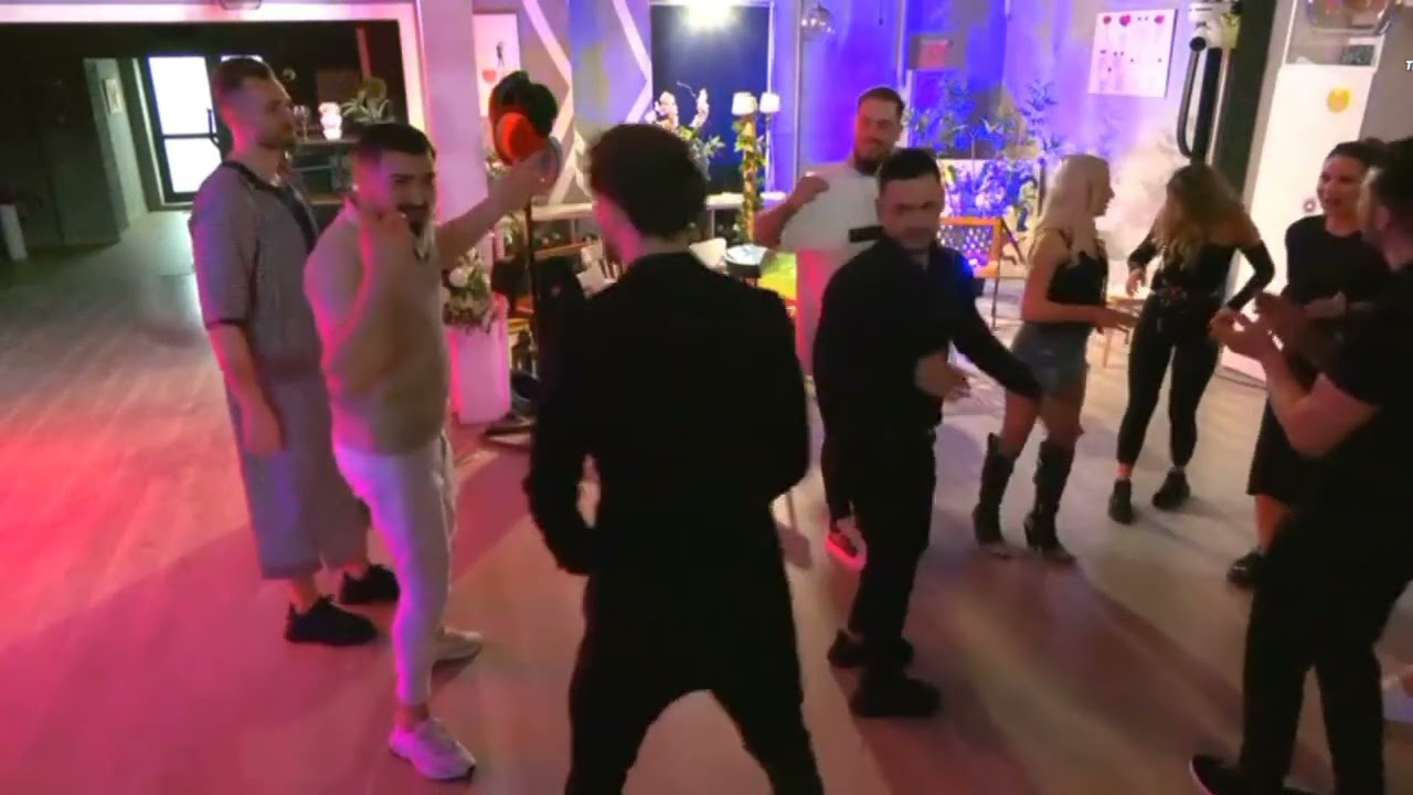 Mireasa9👩&zwj;❤️&zwj;👨 -Party &icirc;n casa mireasa- p7 👩&zwj;❤️&zwj;👨💜