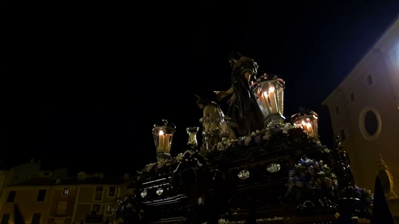 Entrada del Bautismo en la Plaza Mayor. Martes Santo 2023. Cuenca.