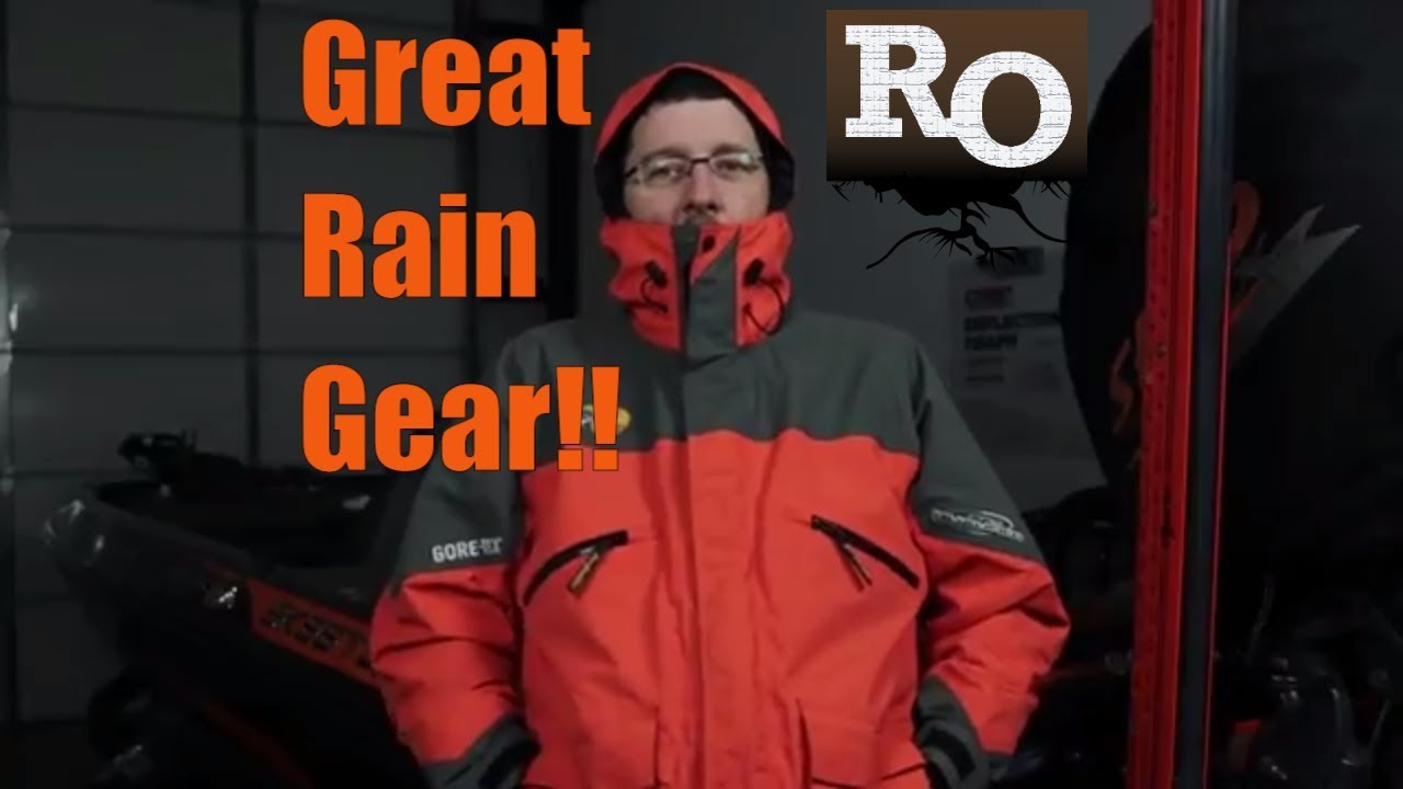 Best Fishing Rain Gear - Bass Pro Shops Pro Qualifier Gore Tex Suit - Amazing Rain Gear