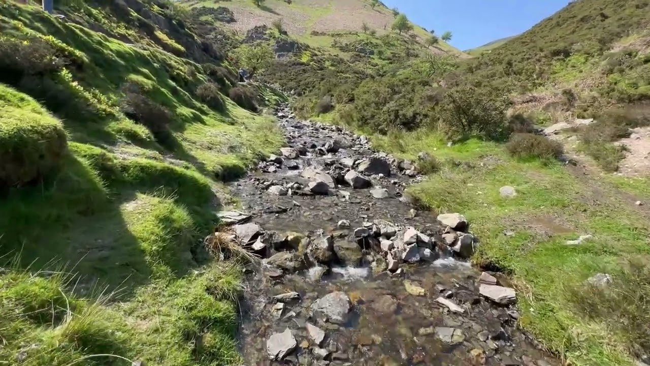 JRR Tolkien / Donald Swann / Simon Gray - The road goes ever on - 5: Namárië (Farewell)