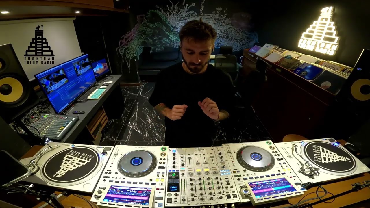 Techno Peak Time | MOSHER | RRS145 | Downtown Tulum Radio