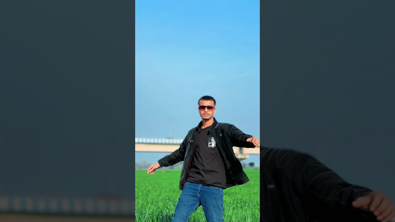 mujhe chum lee...​