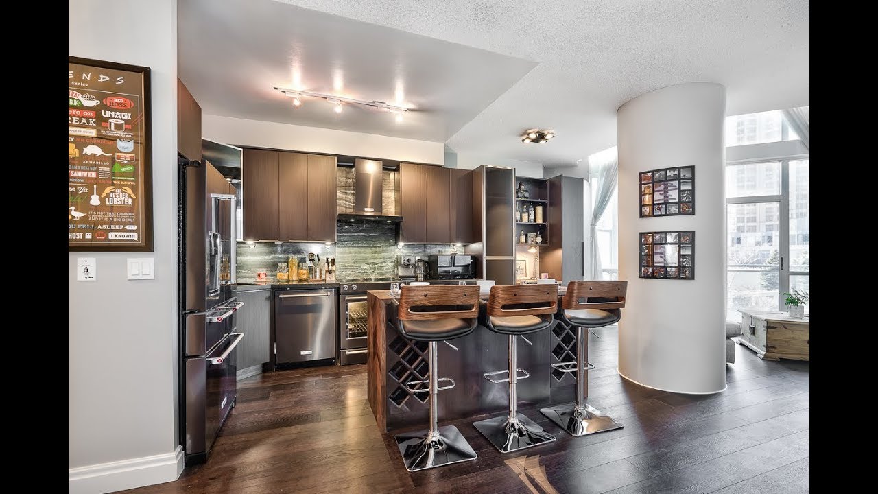 220 Burnhamthorpe Rd W Unit 710  / Mississauga Lofts  / SquareOneLIFE
