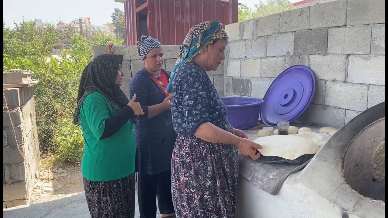 KOMŞUM VE KIZI TANDIRIMIZA MİSAFİR OLDU 💯🧿1 SAATTE 150 TANE EKMEK YAPTI #tandırbread