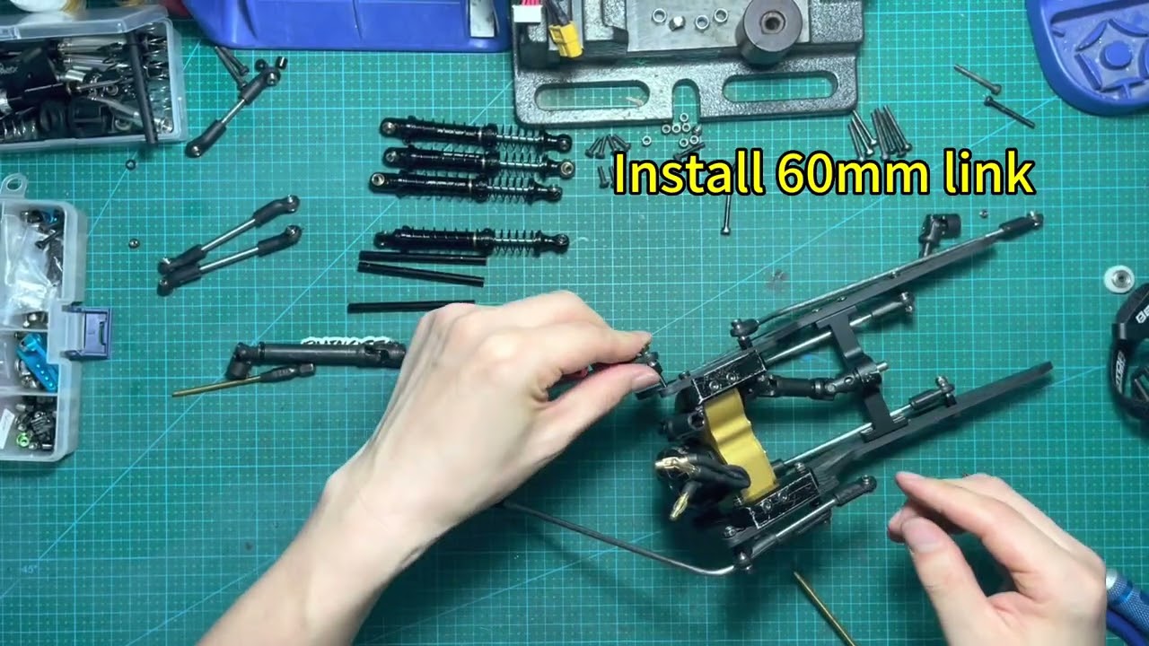How to assemble Rhinocrawler YUE ONE Chassis?