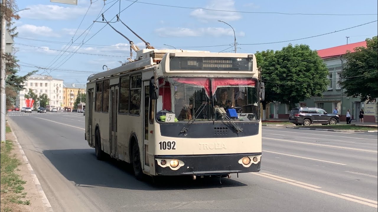 Троллейбус ЗиУ-682Г-016.03 №1092 маршрутом №5в 