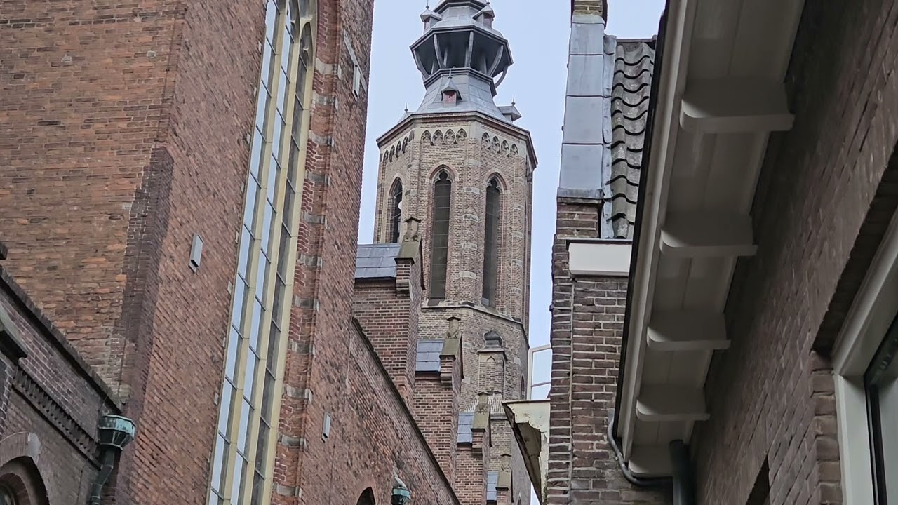 Utrecht (NL) St. Catharinakathedraal / St. Katharinen-Kathedrale : Klokken 3 en 2 / Glocken 2 und 3