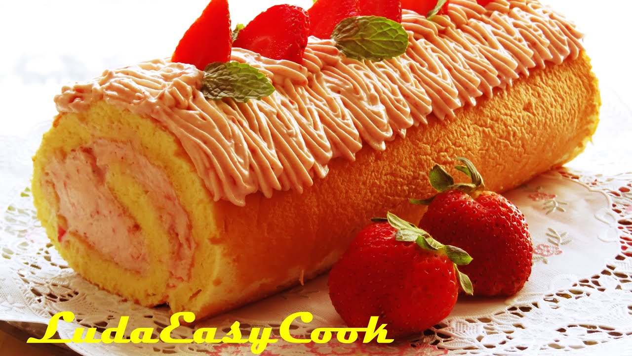 Бисквитный рулет с клубникой Очень простой рецепт #LudaEasyCook