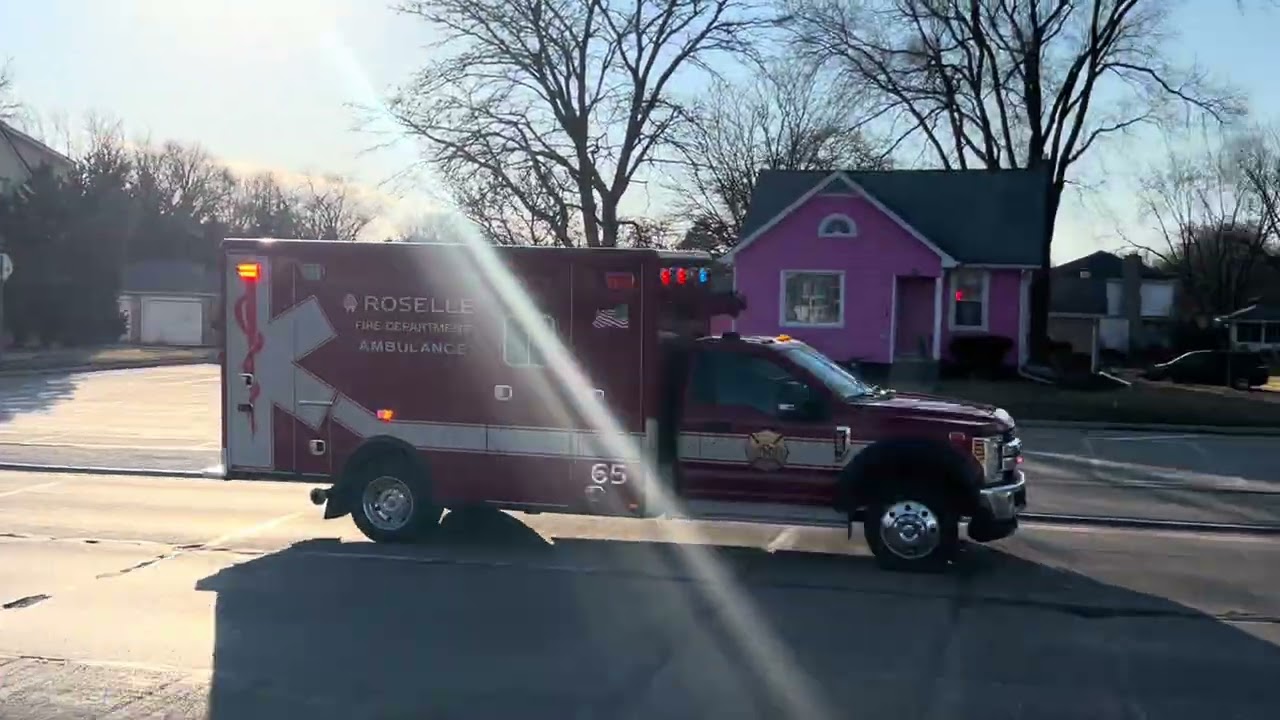Roselle Medic 65 Transporting.