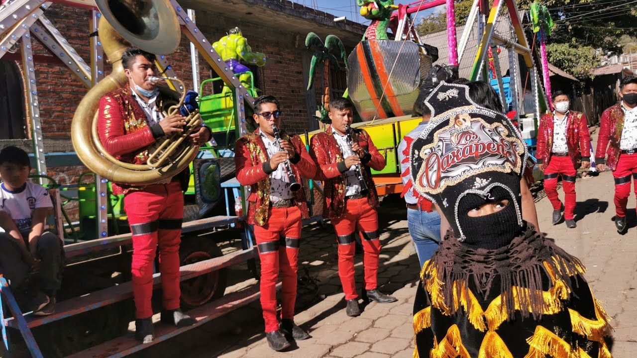 BANDA LOS OAXAPENS, CARNAVALESCO, DANZA DEL COYOTE, FLOR DE PIÑA, COMACHUÉN MICHOACÁN 2020