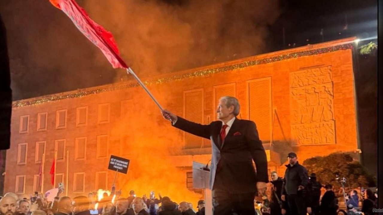 Protesta e PD të dhunshme?/ Ish kreu i PD në Kukës e plas në Breaking