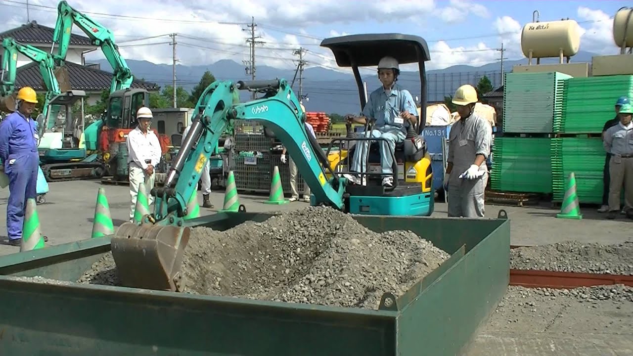 小型車両系特別教育（９月１０日１１日松本会場）実技講習２