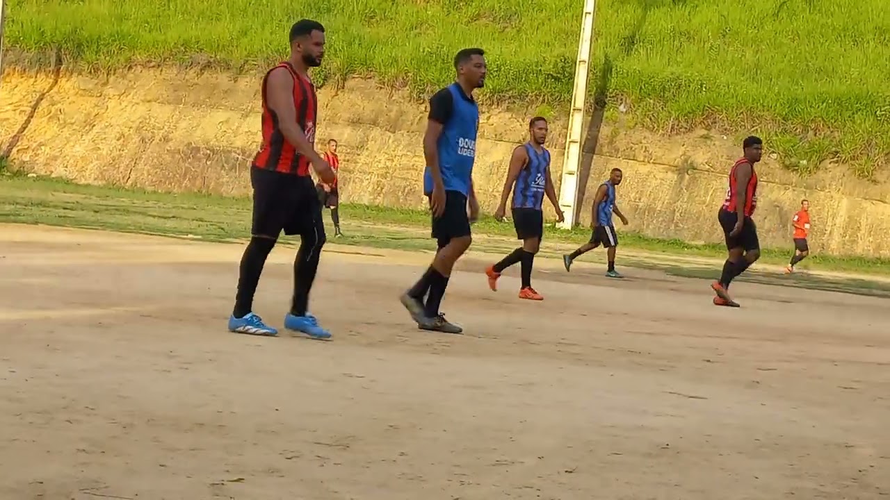 As duas equipes jogaram muito  , jogo de gente  grande  .