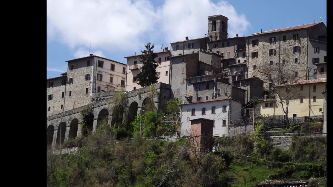 Arquata del Tronto prima e dopo il Terremoto (manortiz)
