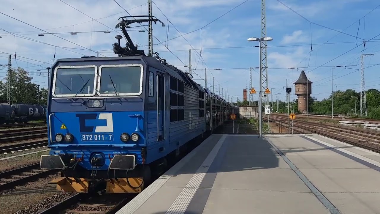 CD 372 011-7  durchfährt Ruhland
