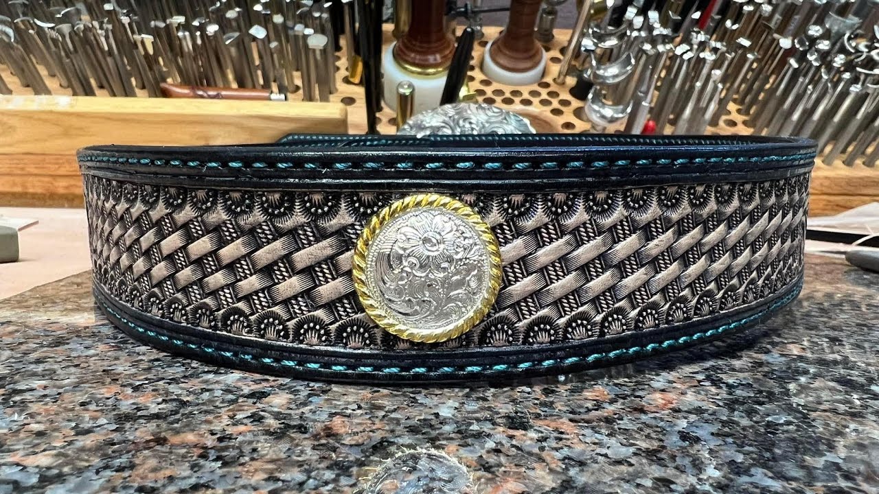 Applying An Antique Finish To Leatherwork