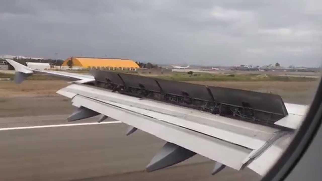 Lufthansa Airbus 321-200 approach in severe Turbulence + Landing at Tel Aviv TLV
