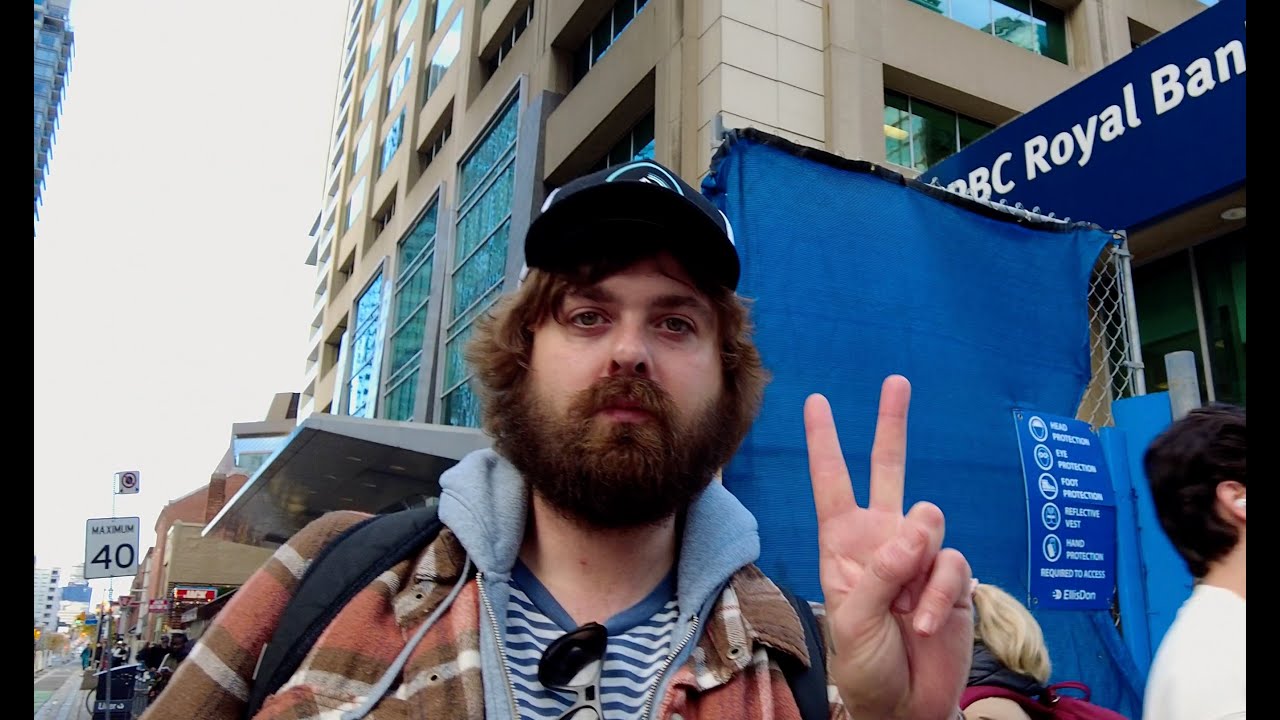 Short Walk along Yonge St in Downtown Toronto