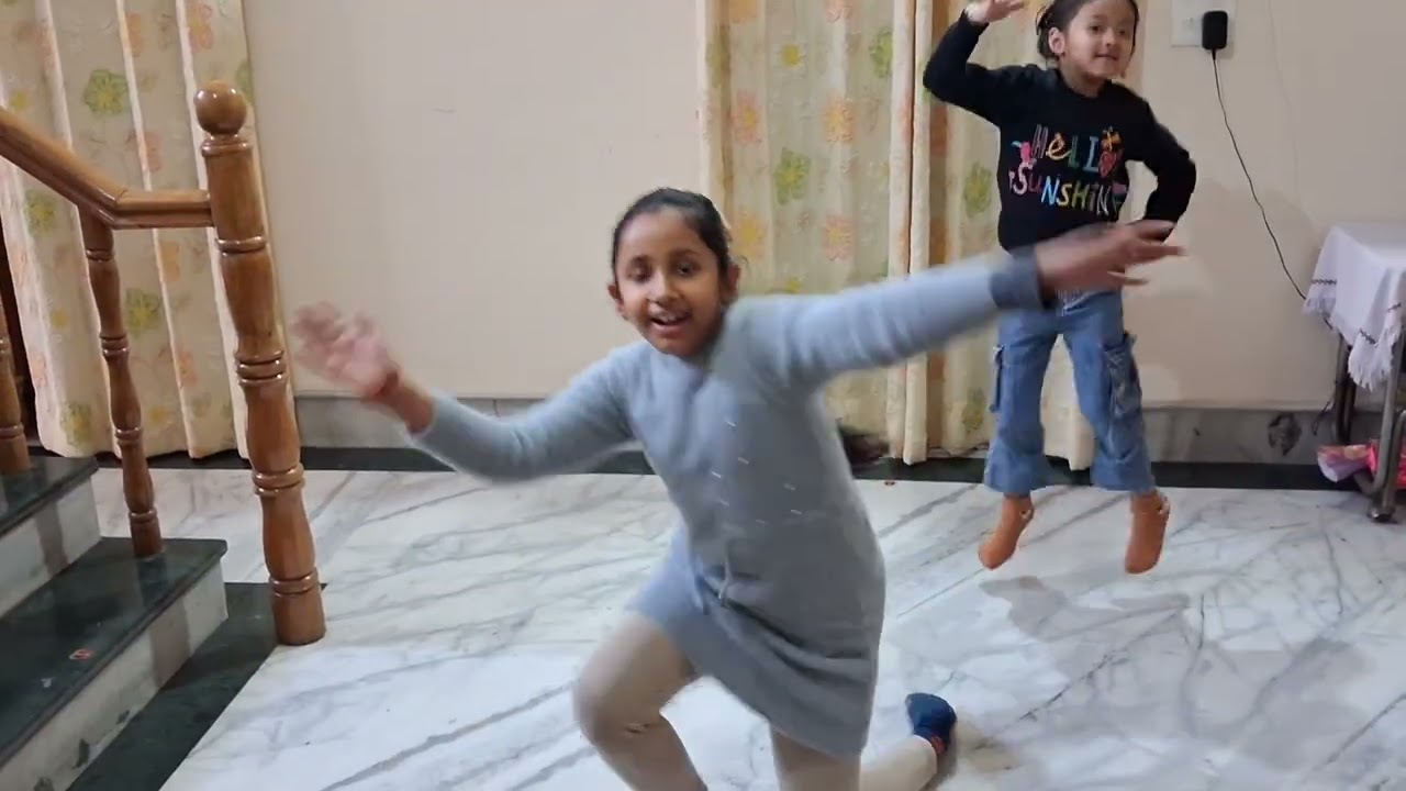 Aavya #Vaishnavi #cute dance 