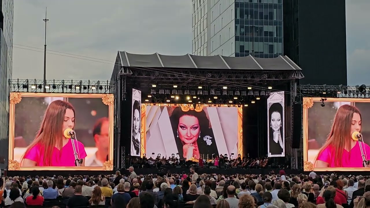 Montserrat Caballe & Laura Bretan - Memory, Live 2024