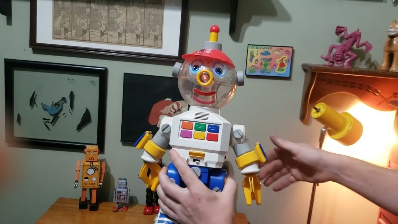 Demo/Review of the My Pal 2 Robot.  #demo #review #vintagetoys #robots