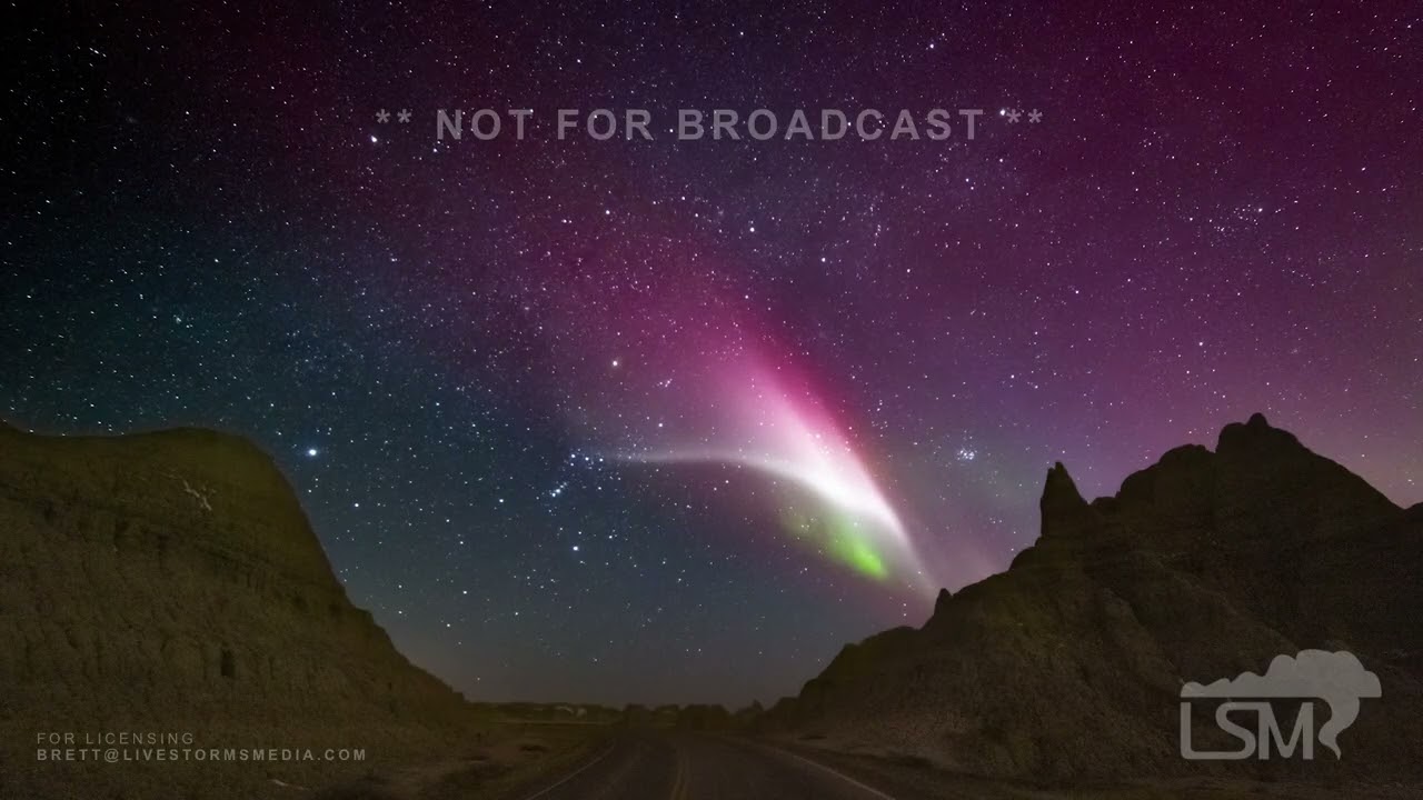 03-29-2023 Wall, SD - STEVE Aurora Timelapse in Badlands National Park