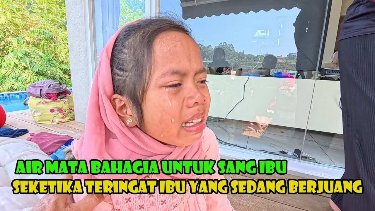 Rona Bahagia Bocah Galengan Sawah..Dapat Bingkisan Pakaian Serba Mewah.
