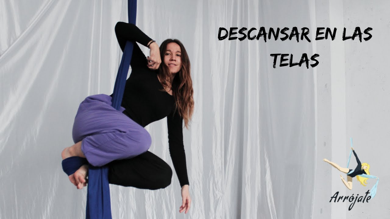 Descansar en las Telas Aéreas. Aerialsilks. Aerialtissue