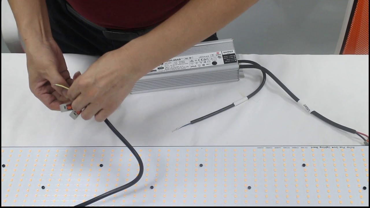 installation FOTOP 320H 1 PLUS (dimmer built in)