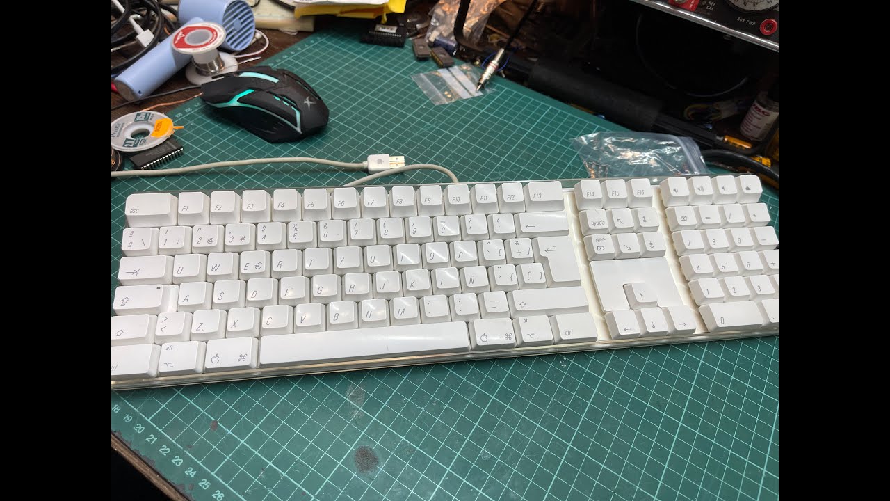 Teclado Apple A1048 Macintosh G4 Desmontado y Limpieza    4K