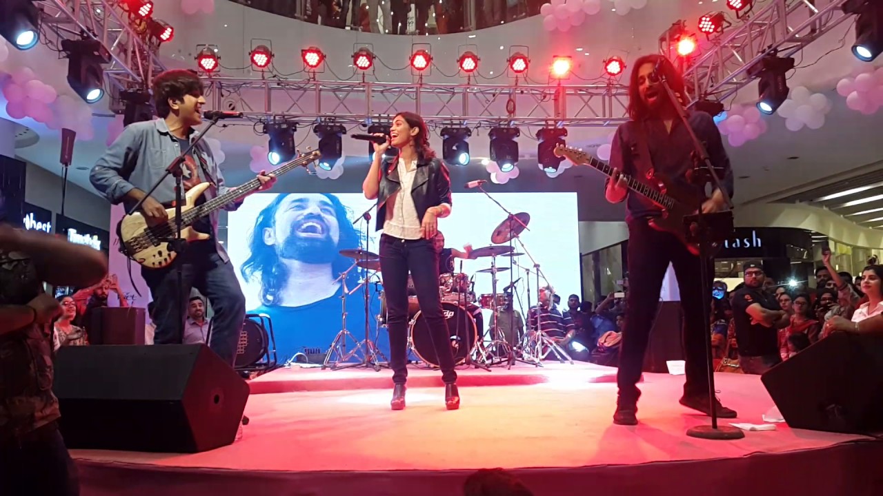 Sara Haider Manwa Re and Sanu Aik Pal - Miss Veet - Noori Ocean Mall Concert 5