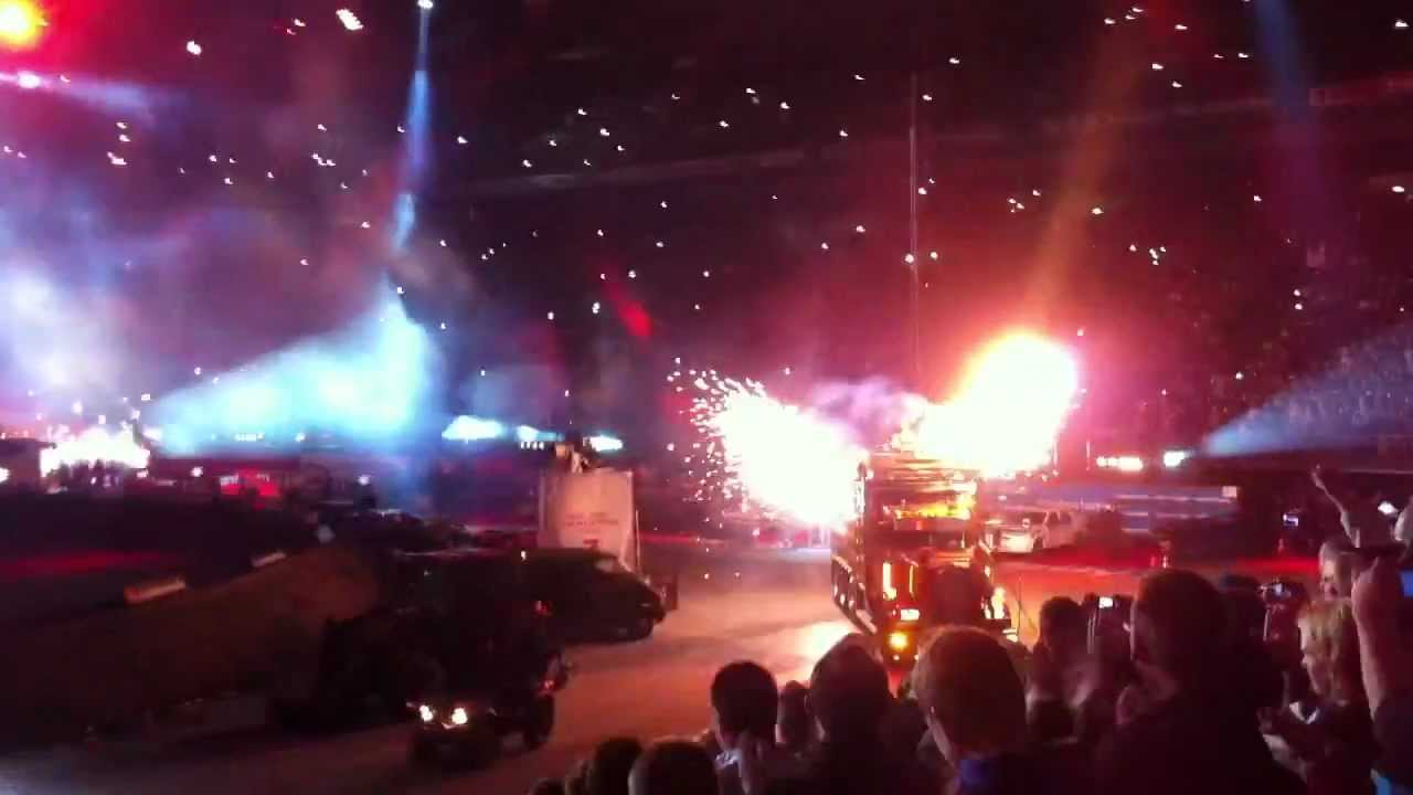 Stefan Raab Entry bei der Stock Car Crash Challenge 2011 auf Schalke HD
