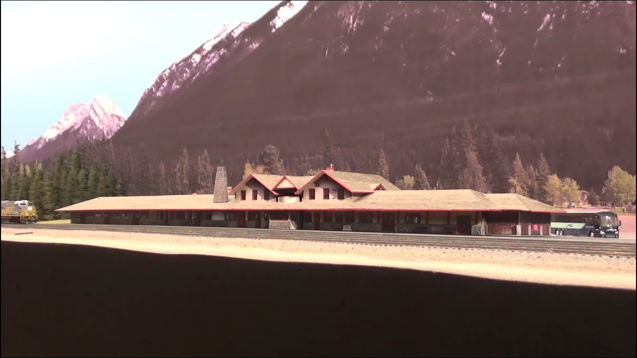 Layout Update - November 2021: Banff Station Complete, Printing Cedar Shakes, Morant's Curve Kickoff