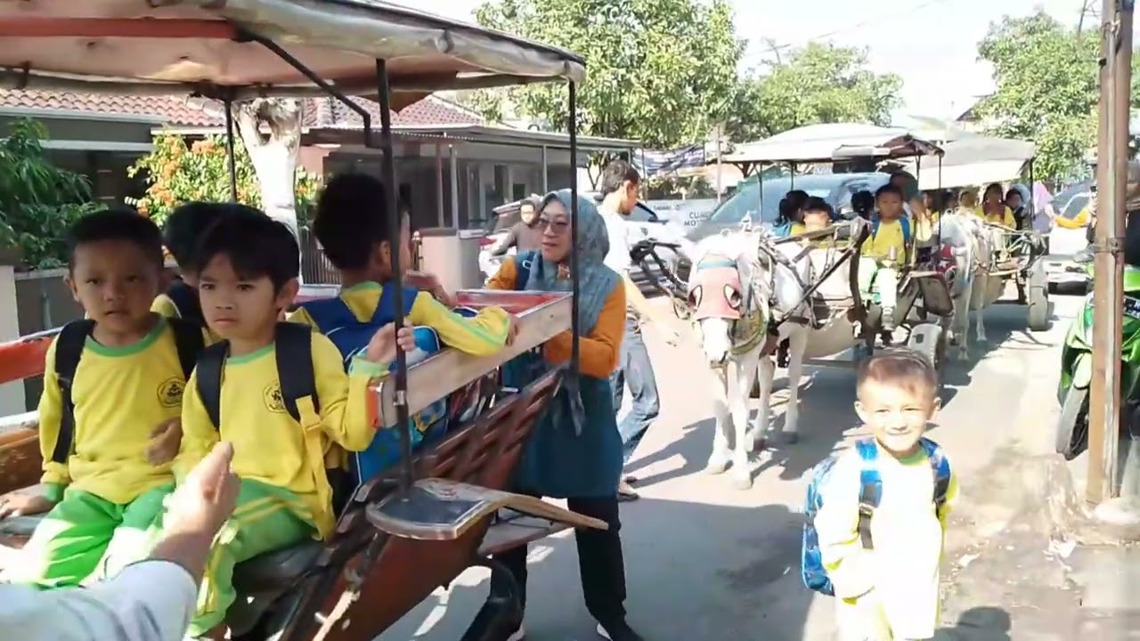 Berkunjung ke Kantor Desa Margahayu Tengah #topikdesaku #subtopiktransportasididesaku