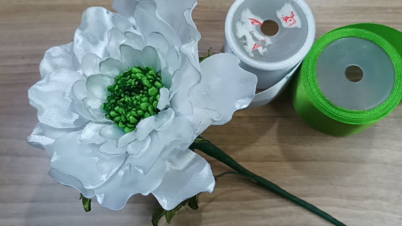 DIY Peony Flower Satin Ribbon: how to make pretty Peon Flower