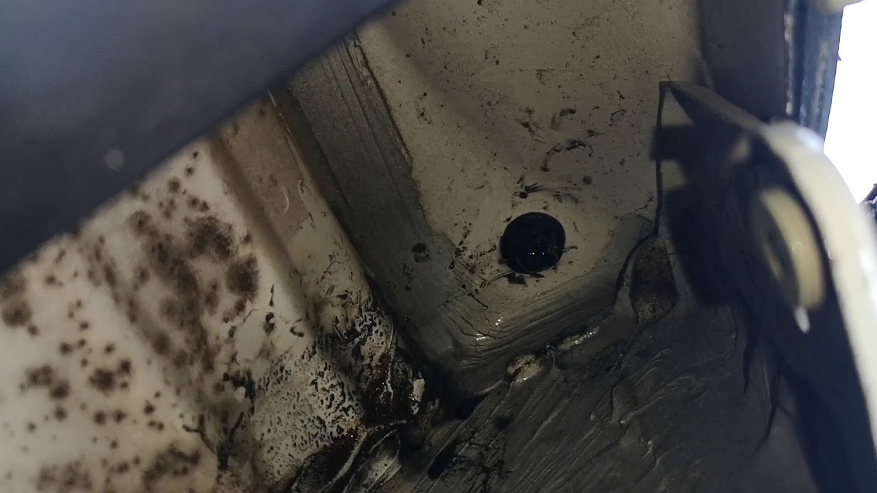 Fixed Skoda Octavia mk3 panoramic sunroof drain blockage=flooded footwell! Part 1