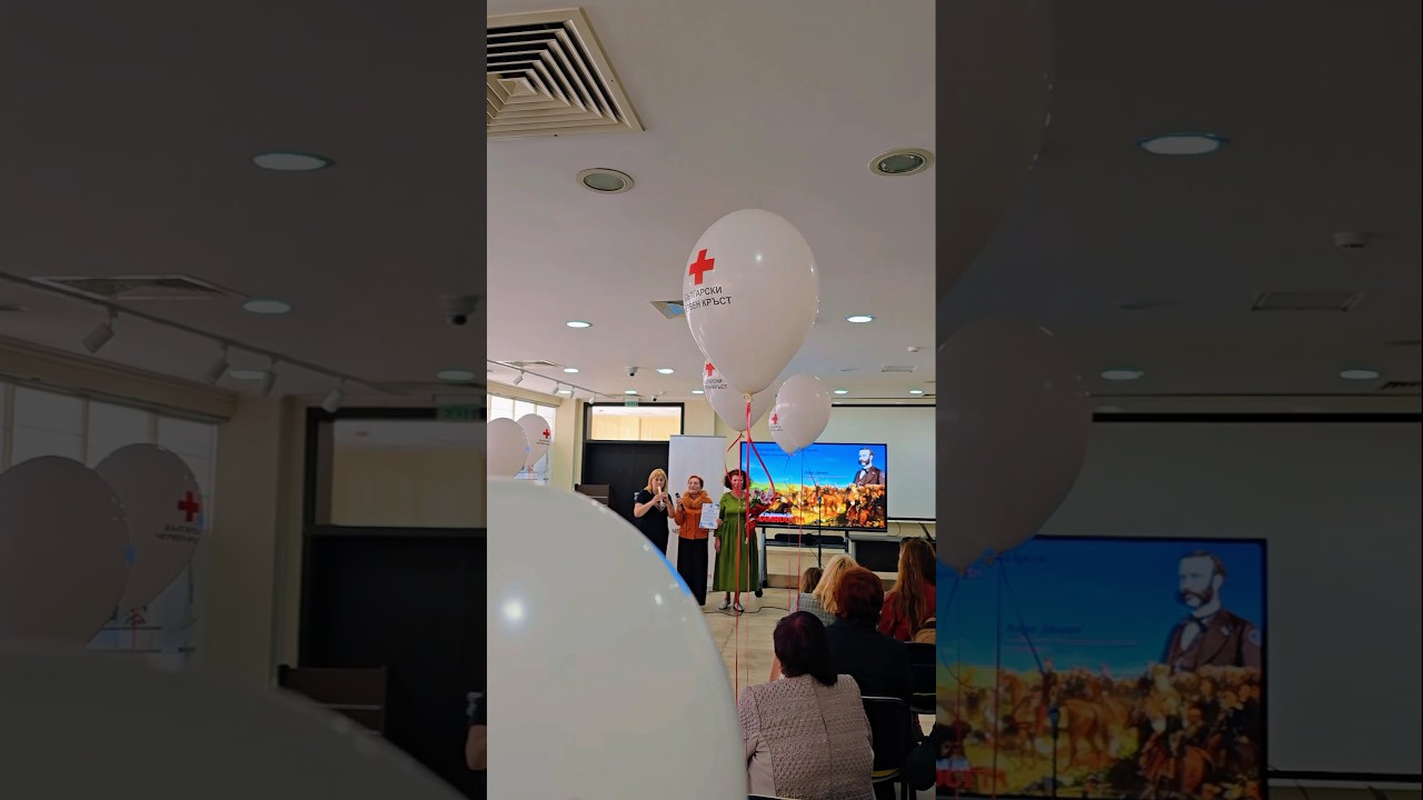 #НаСтранатаНаХуманността ❤️ Международен ден на Червения кръст и Червения полумесец! #RedCrossDay
