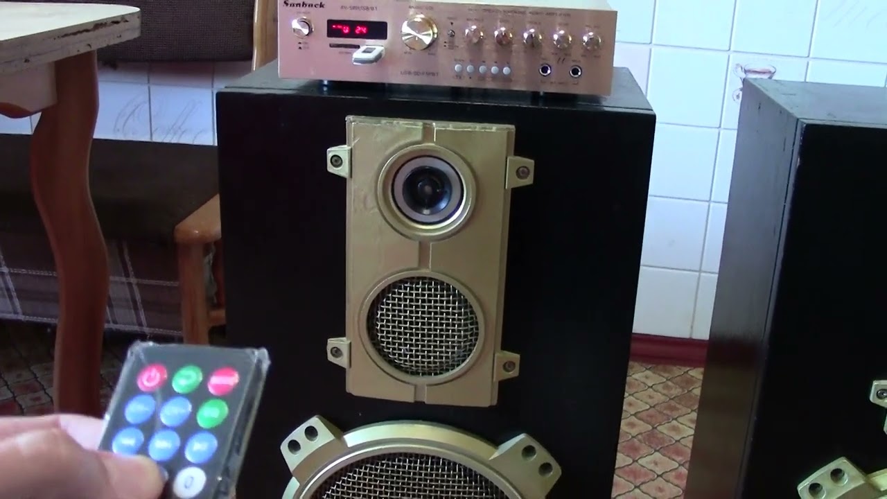 Аудио усилитель Sunbuck AV-580BT