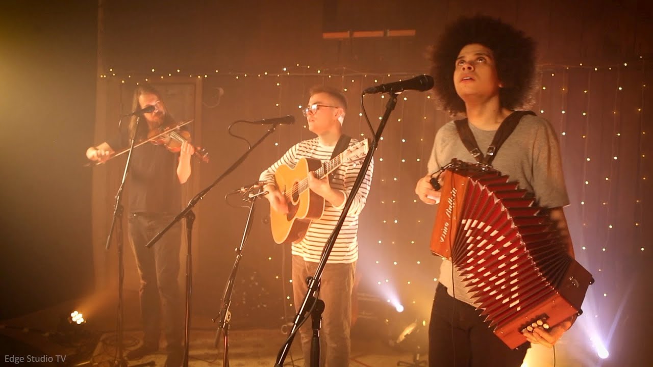 Away To The South'ard - Granny's Attic Live At Edge Studios