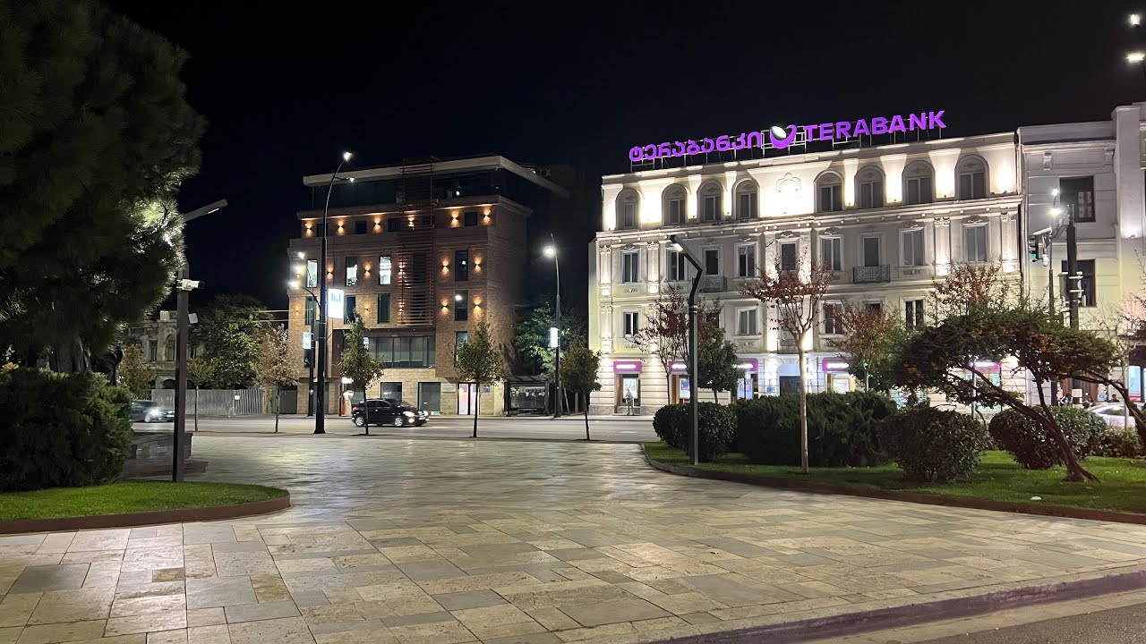 Тбилиси. С Авлабара на Делиси, далее- Цзнети, Багеби, Ваке. Длинный рейс по просьбе зрителей.